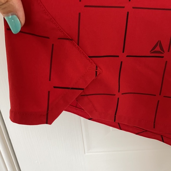 Reebok CrossFit red and black shorts - Picture 2 of 6